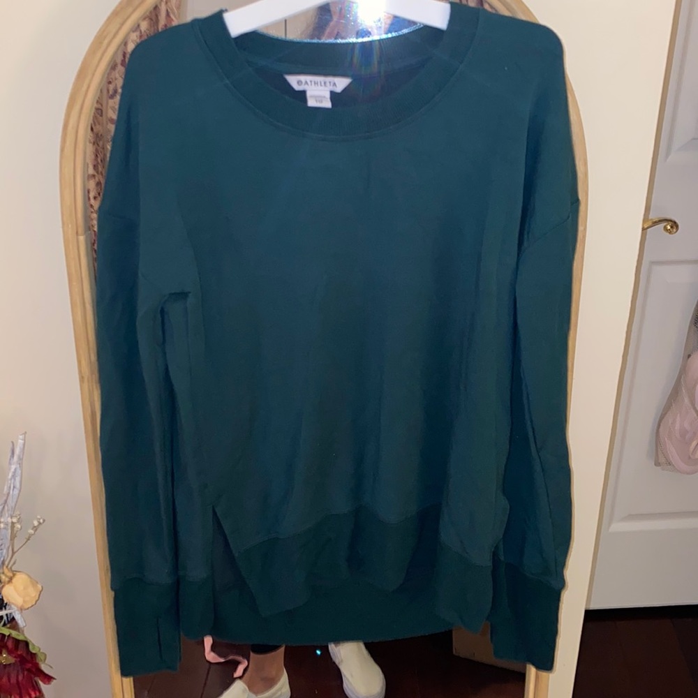 Never worn Athleta sweater